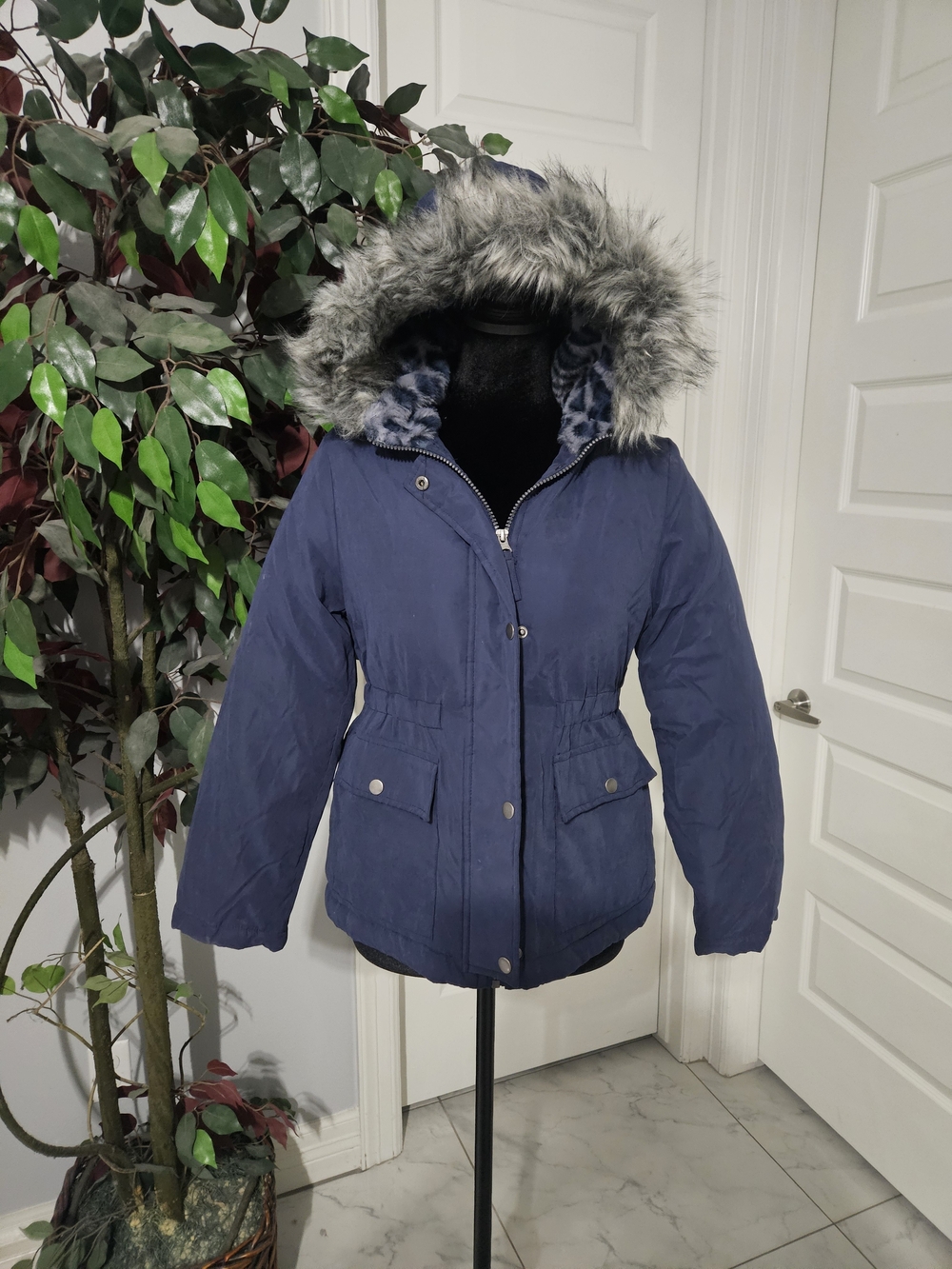 Rothschild Navy Blue Hooded Puffer Coat with Faux Fur Trim